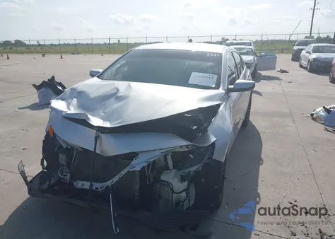 2020 Chevrolet Malibu Fwd Lt z USA, uszkodzony, nr VIN 1G1ZD5ST2LF045371